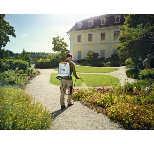 SG 51, opryskiwacz precakowy Stihl 12L