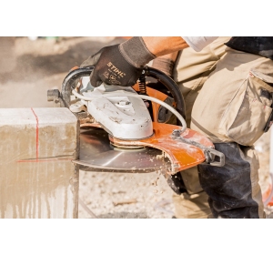 Przecinarka do betonu Stihl TS 500i moc 5,3 KM silnik 2-MIX