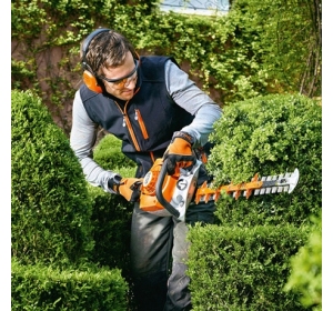 HS 56 C-E spalinowe nożyce do żywopłotu