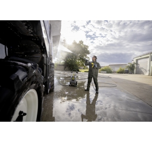 Urządzenie wysokociśnieniowe Karcher HD 9/20-4 S (200 bar | 900 l/h | 60 °C) Profesjonalna myjka+ Plecak