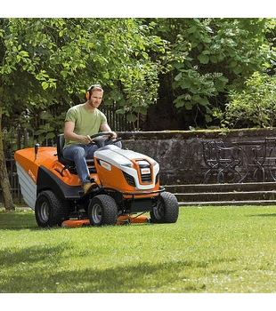Traktor ogrodowy Stihl RT 6127, 21,2 KM, 125 cm