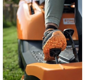 Traktor ogrodowy Stihl RT 6127, 21,2 KM, 125 cm
