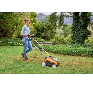 STIHL RLA 240 (900 W, 34 cm, 50l, AK 30S + AL 101) Akumulatorowy wertykulator + aerator do trawy