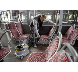 Puzzi 8/1 C odkurzacz piorący Karcher 
