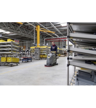 Szorowarka kompaktowa Karcher BD 50/50 C Bp Classic (2040 m²/h | 2,3 l/min | 50 l) Profesjonalny automat szorujący