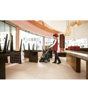 BR 35/12 C Bp Pack Profesjonalna Szorowarka akumulatorowa Karcher