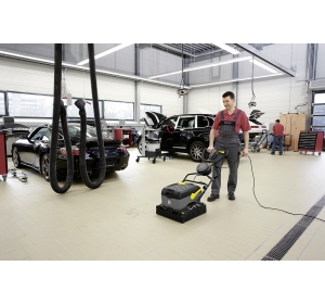 BR 40/10 C Adv Profesjonalna Szorowarka Karcher