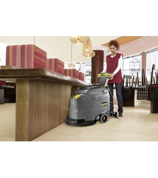 BD 43/25 C Bp szorowarka Karcher + 2x Akumulator SIAP + Prostownik