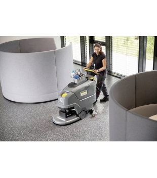 BD 50/55 W Classic Bp profesjonalna szorowarka Karcher + 2x akumulator + ładowarka + złączka