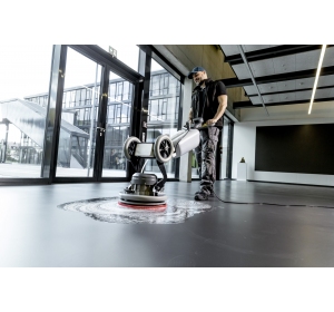 Szorowarka jednotarczowa BDS 43/ Orbital C Karcher