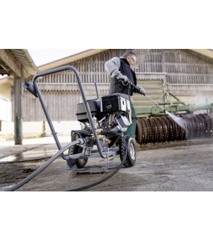 HD 8/23 G Classic Benzyna (230bar, 800l/h) profesjonalna myjka spalinowa Karcher