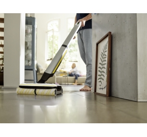 Mop elektryczny Karcher FC 7 (175 m² / 30 cm / 45 min.) + RM 537 Bezprzewodowy mop myjący