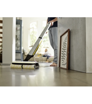 Mop elektryczny Karcher FC 7 (175 m² / 30 cm / 45 min.) + RM 537 Bezprzewodowy mop myjący