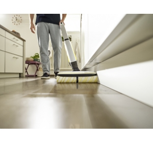 Mop elektryczny Karcher FC 7 (175 m² / 30 cm / 45 min.) + RM 537 Bezprzewodowy mop myjący