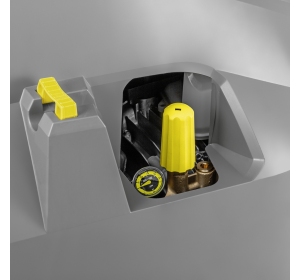 Karcher HDS 10/21 - 4M (210 bar / 1000 l/h / 155°C) Myjka wysokociśnieniowa + RM 81 10l