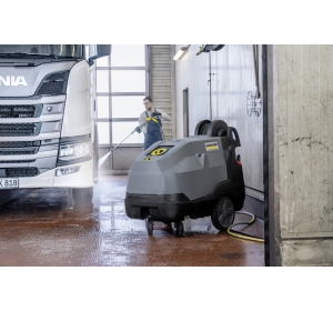 Karcher HDS 10/21 - 4M (210 bar / 1000 l/h / 155°C) Myjka wysokociśnieniowa + RM 81 10l