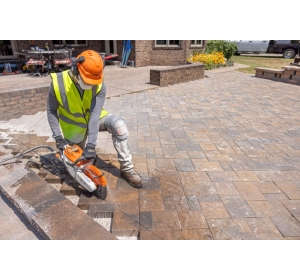 STIHL TSA 300 (36V, 3 kW,  tarcza 300 mm) - Akumulatorowa przecinarka do betonu i stali