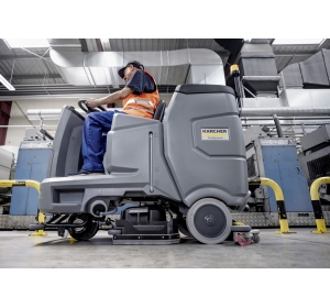 B 110 R Classic + D75 (4500 m²/h / 5 l/min / 110 l) Szorowarka z fotelem dla operatora