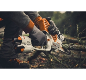 STIHL GTA 40 Pilarka akumulatorowa (2x akumulator i ładowarka)