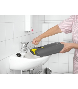 Szorowarka kompaktowa Karcher BR 30/4 C Adv (30 cm / 200 m²/h / 1450 obr.) Profesjonalna szorowarka automat szorujący