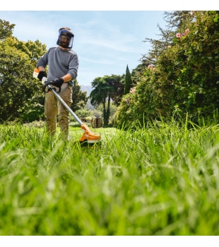 STIHL FSA 70 R (36V, 380mm) + AK 20 + AL 101 Kosa akumulatorowa 