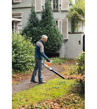 SHA 56 Stihl + AK 20 + AL 101 Dmuchawa - odkurzacz ogrodowy akumulatorowy 