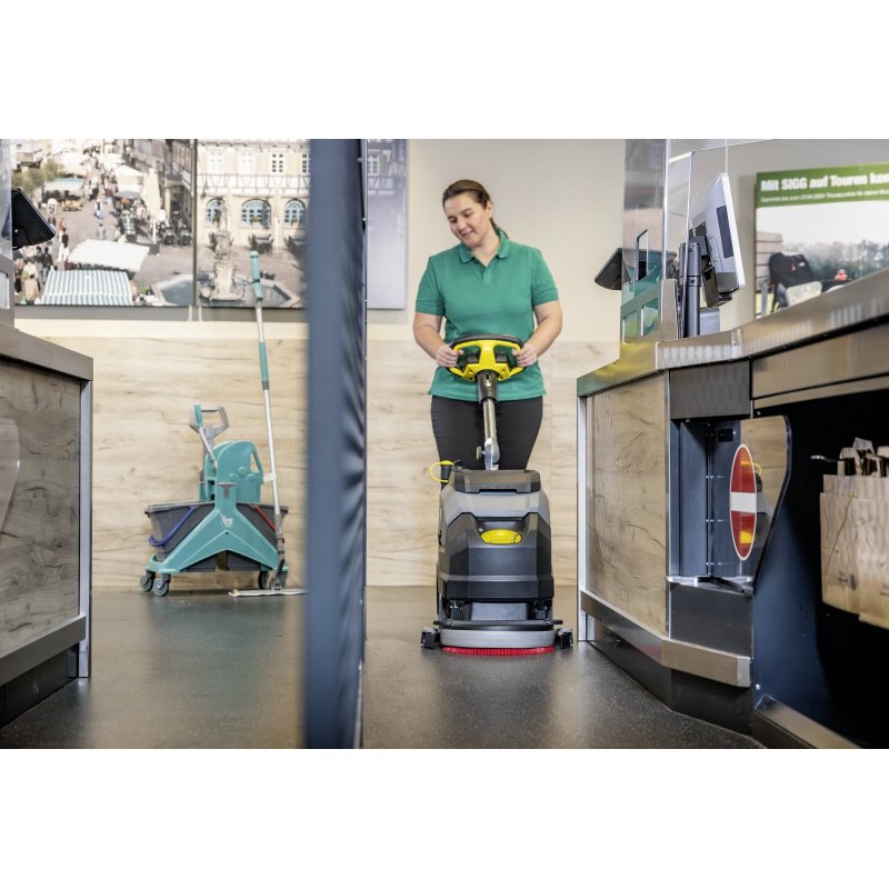 KARCHER BD 35/15 C Bp Pack Classic (1400 m²/h / 0,95 l/min / 15 l)
