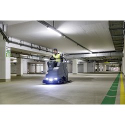 Szorowarka z fotelem dla operatora B 150 R BP Pack