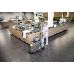 BD 43/25 C Bp szorowarka Karcher + 2x Akumulator SIAP + Prostownik