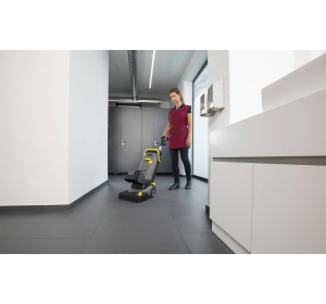 KARCHER BR 30/4 C Bp Pack akumulatorowa szorowarka, automat szorujący CHEMIA RM 69