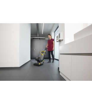 KARCHER BR 30/4 C Bp Pack akumulatorowa szorowarka, automat szorujący CHEMIA RM 69