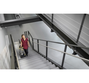 KARCHER BR 30/4 C Bp Pack akumulatorowa szorowarka, automat szorujący CHEMIA RM 69