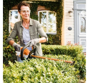 STIHL HSA 45 + SUPERCLEAN + OKULARY - akumulatorowe nożyce do żywopłotu
