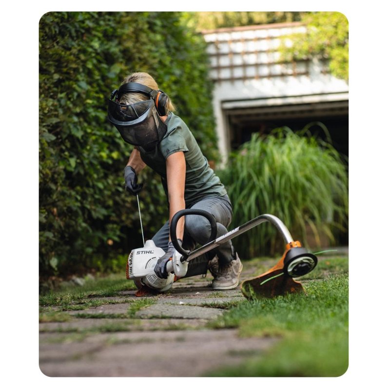 Kosa spalinowa FS 38, moc 0,9 KM