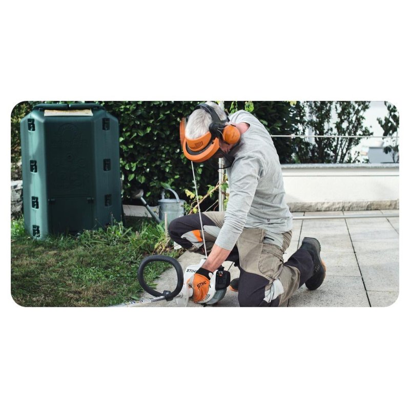 Kosa spalinowa FS 38, moc 0,9 KM