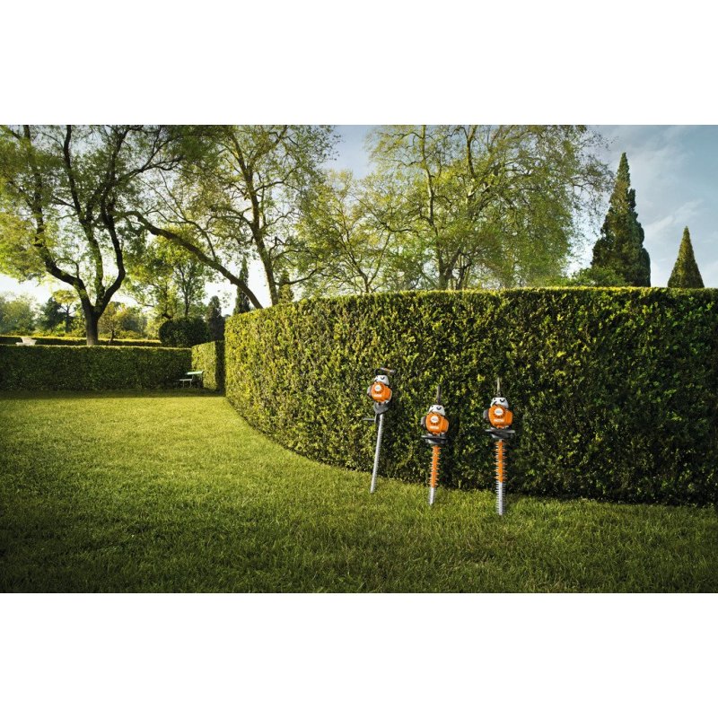 Stihl HS 82 T, spalinowe nożyce do żywopłotu, do modelowania i wykańczania roślin.