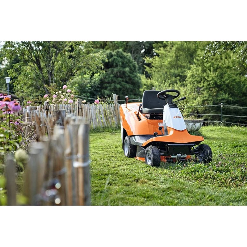 Traktor ogrodowy Stihl RT 4082