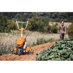 Glebogryzarka Stihl MH 600, bardzo mocna z 2 biegami i wstecznym, moc: 6,0 KM