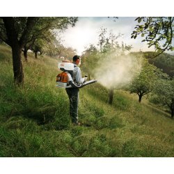 STIHL SR 430, (moc 3,9 KM, pojemność 14l) - komfortowy, spalinowy opryskiwacz plecakowy