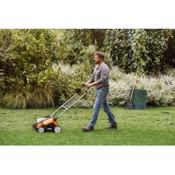 STIHL RLA 240 (900 W, 34 cm, 50l) Akumulatorowy wertykulator + aerator do trawy