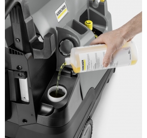 Karcher HDS 8/18-4 C (180 bar / 800 l/h / 155°C) Easy!Force Profesjonalna myjka gorącowodna + RM 81 10l