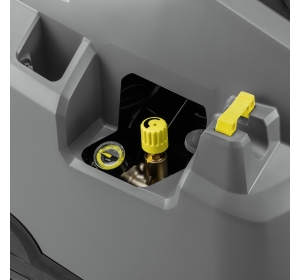 Karcher HDS 8/18-4 C (180 bar / 800 l/h / 155°C) Easy!Force Profesjonalna myjka gorącowodna + RM 81 10l