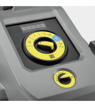 Karcher HDS 8/18-4 C (180 bar / 800 l/h / 155°C) Easy!Force Profesjonalna myjka gorącowodna + RM 81 10l