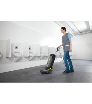 KARCHER BR 30/4 C (30 cm / 200 m²/h / 1450 obr.) Szorowarka, profesjonalny automat szorujący + RM 69