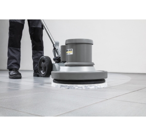Karcher BDS 43/150 C Classic (43 cm / 90 mm / 150 obr.) Szorowarka jednotarczowa + CHEMIA RM 69