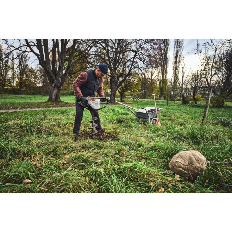 STIHL BTA 140, (1,7 kW, 36 V, 300 mm)  profesjonalny świder glebowy, wiertnica