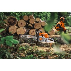 Pilarka spalinowa STIHL MS 300 C-M – Lekka, wydajna i precyzyjna