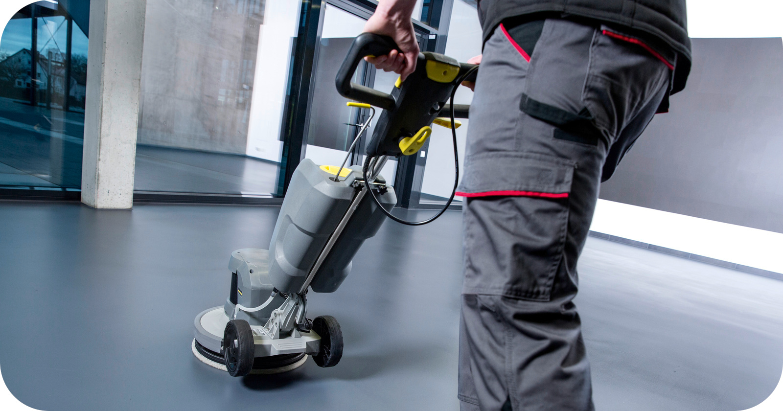 Szorowarka profesjonalna Karcher BDS 43/DUO C