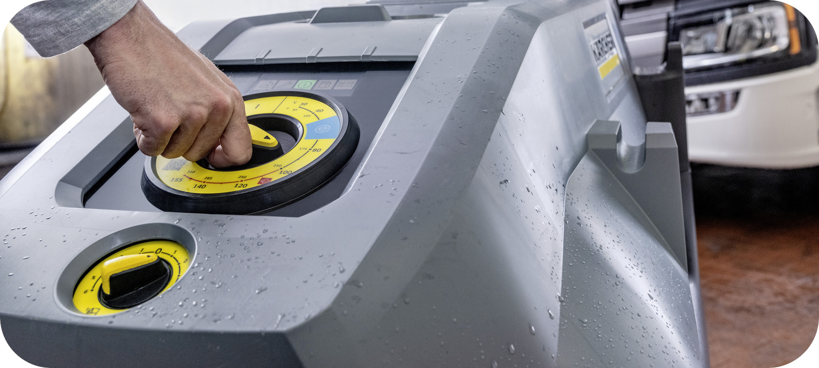 Wygodna obsługa myjki Karcher HDS 13/20-4 S