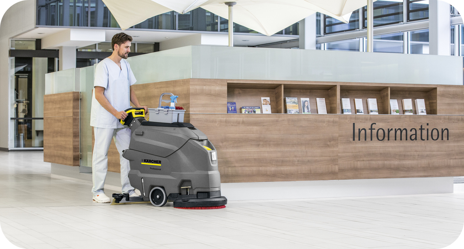 Karcher BD 50/50 C Bp w trakcie pracy w szpitalu i placówkach medycznych
